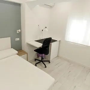  Quarto em Acomodações Particulares Hispania House